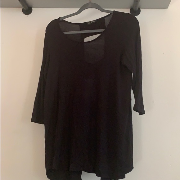 Top - Picture 1 of 2